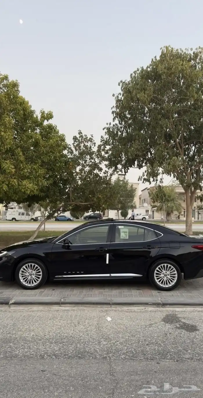 كامري 2025 شبه اصفااار للبيع 37