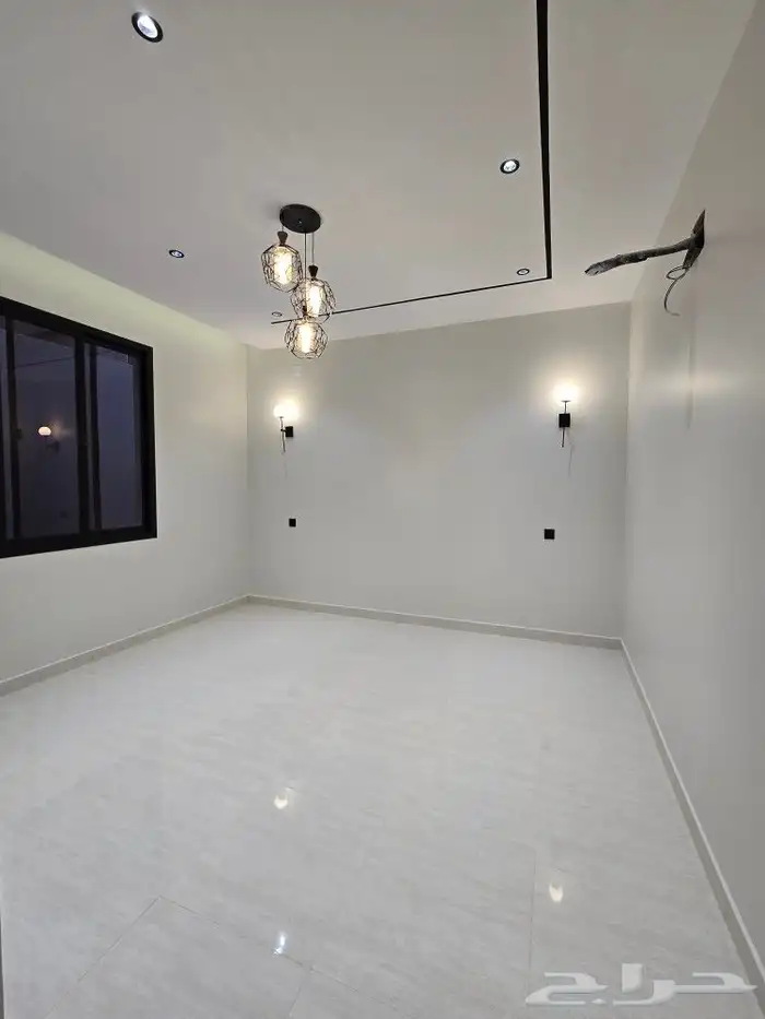 للبيع بحي النهضة احد رفيده شقق ارضي بحوش ومدخل سياره 6غرفVIP 22