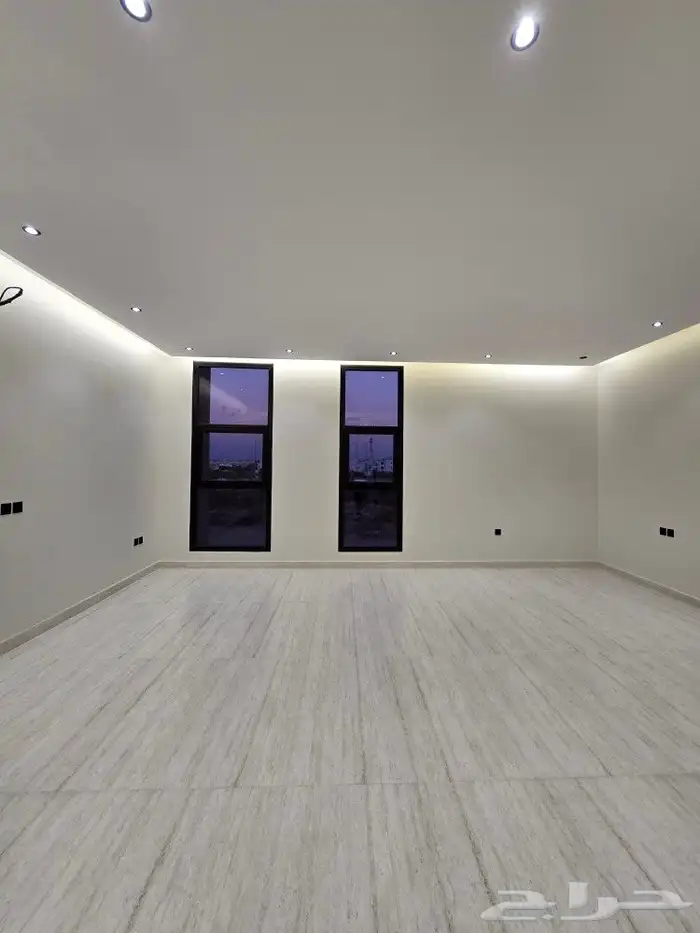 للبيع فيلا ثلاث أدوار بدرج خارجي تشطيب مميزأحدرفيده مخطط هيف 25