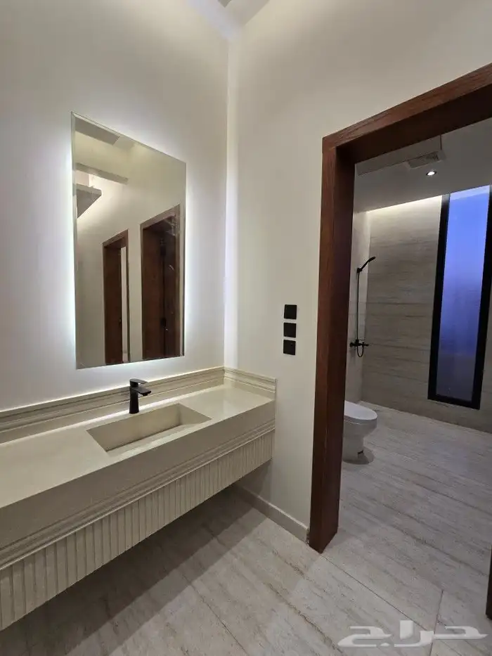 للبيع فيلا ثلاث أدوار بدرج خارجي تشطيب مميزأحدرفيده مخطط هيف 41