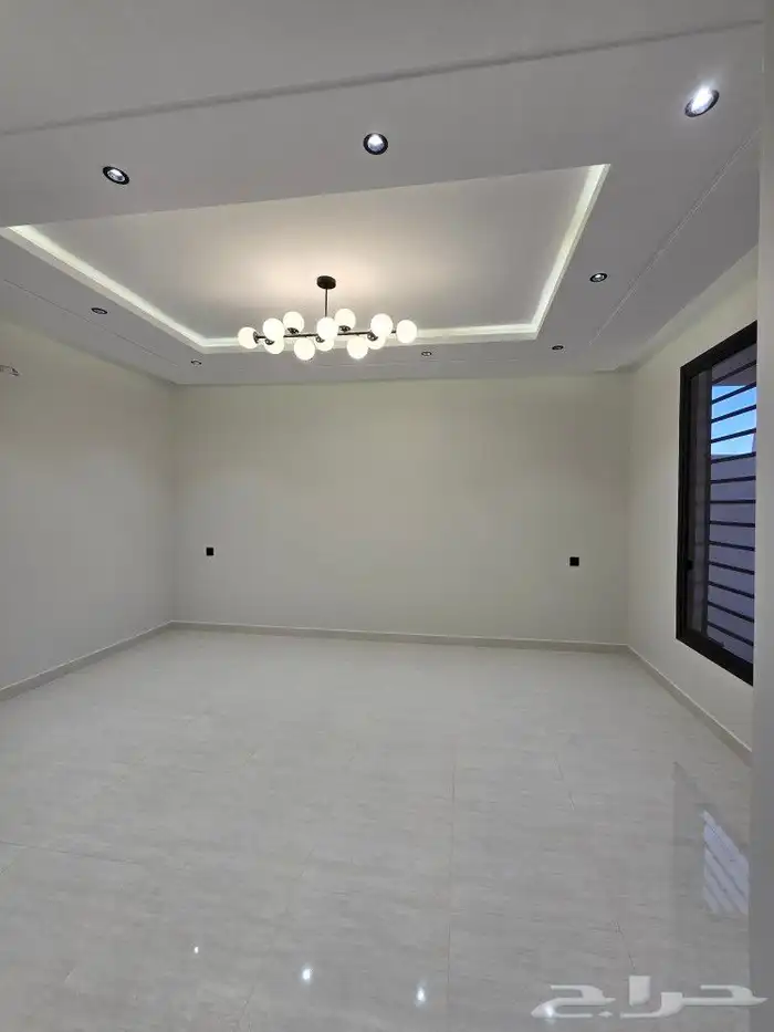 للبيع بحي النهضة احد رفيده شقق ارضي بحوش ومدخل سياره 6غرفVIP 8