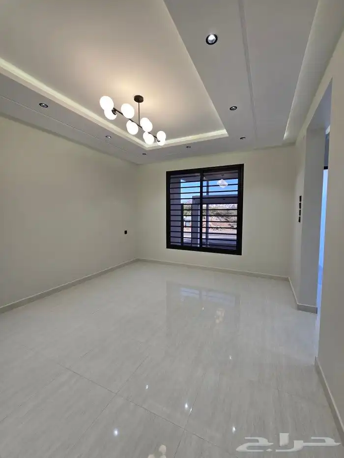 للبيع بحي النهضة احد رفيده شقق ارضي بحوش ومدخل سياره 6غرفVIP 9