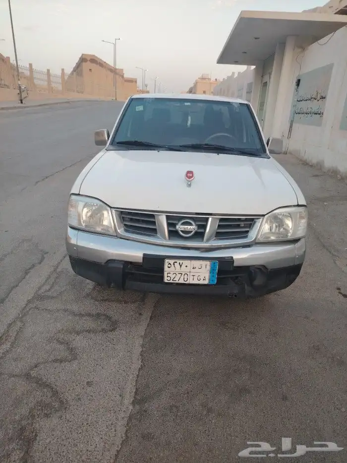 نيسان غمارتين مديل 2011 0