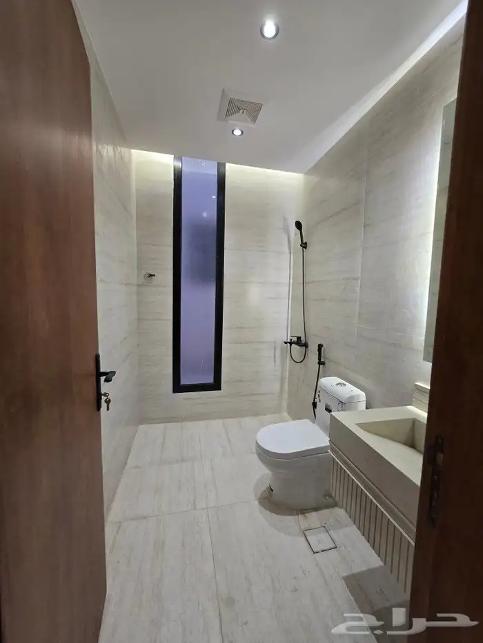 للبيع فيلا ثلاث أدوار بدرج خارجي تشطيب مميزأحدرفيده مخطط هيف 33