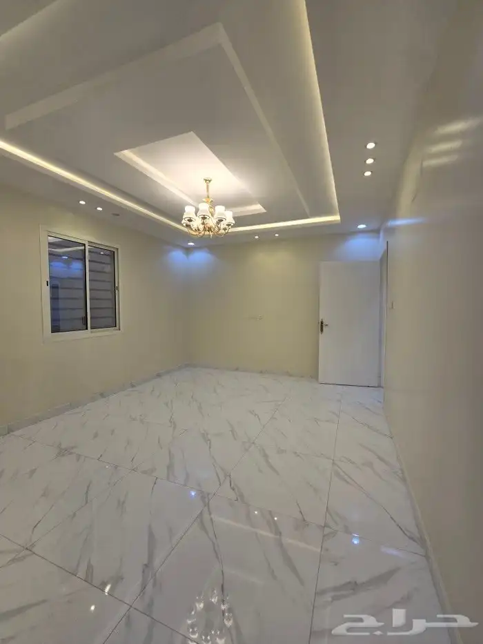 للبيع روف علوى مع ملحق مدخل مستقل620 ألف خلف مستشفى الألماني 20