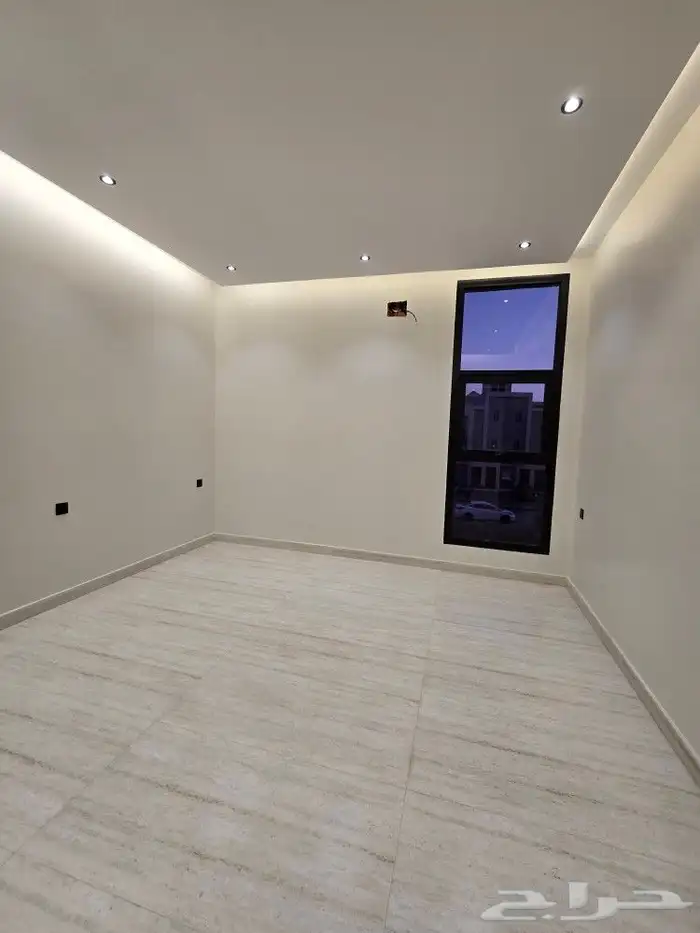 للبيع فيلا ثلاث أدوار بدرج خارجي تشطيب مميزأحدرفيده مخطط هيف 30