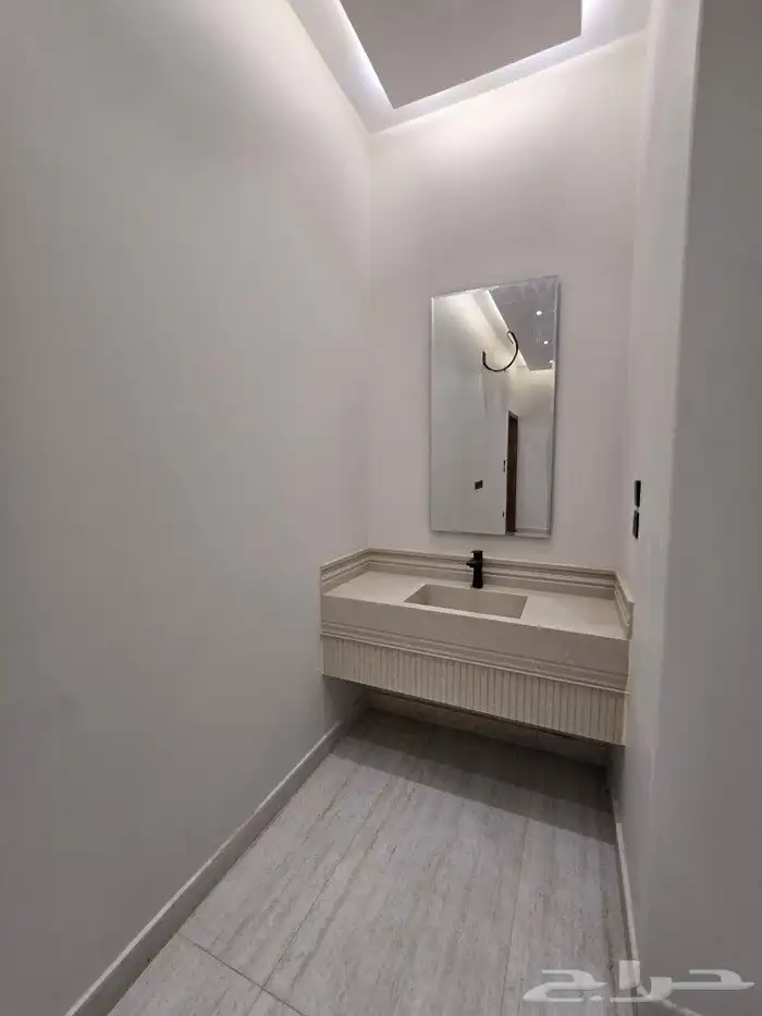 للبيع فيلا ثلاث أدوار بدرج خارجي تشطيب مميزأحدرفيده مخطط هيف 11