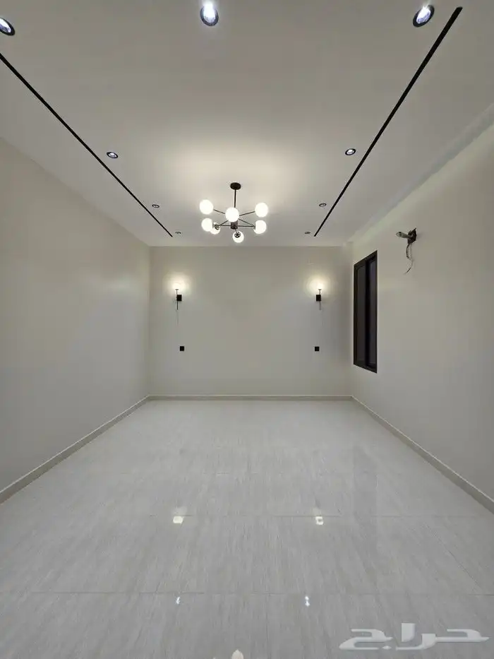 للبيع بحي النهضة احد رفيده شقق ارضي بحوش ومدخل سياره 6غرفVIP 23