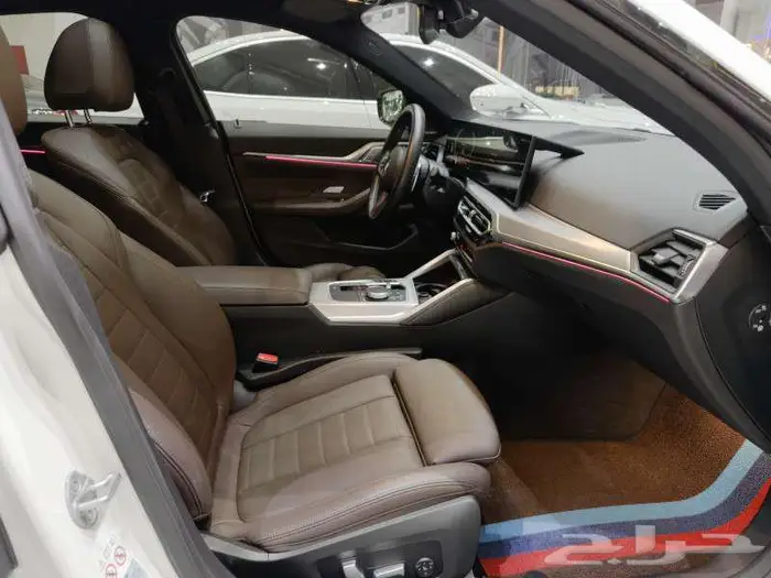 بي ام دبليو - الفئة الرابعة 2024 - 420i M kit 21