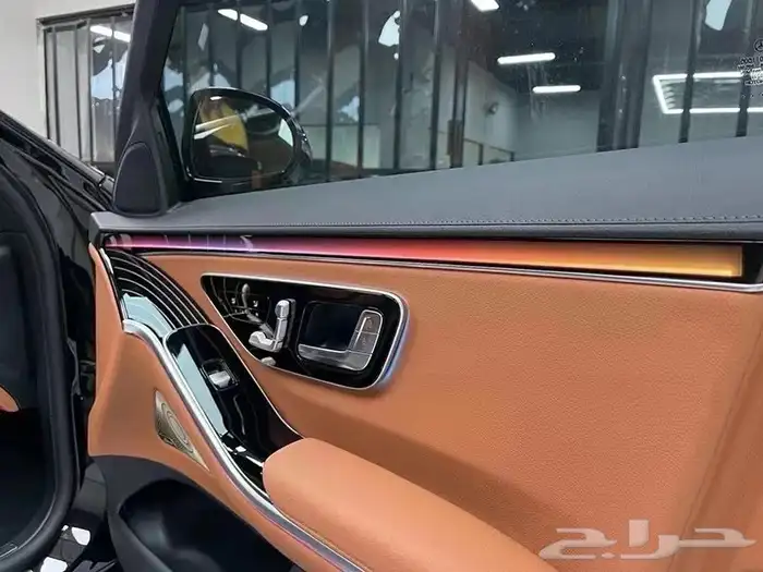 كيت برابوس مرسيدس الجوهرة W223 ليد تفاعلي بيانو بلاك 14