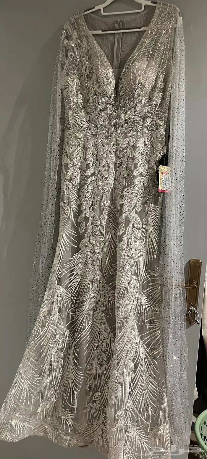 فستان سهرة حريمي رمادي فاتح 0