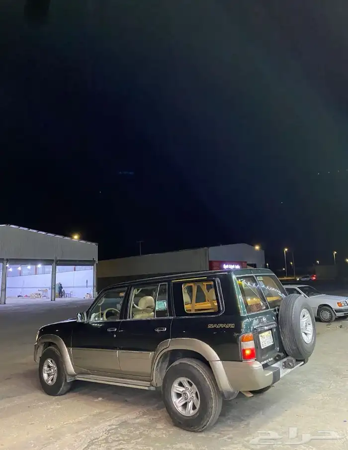 نيسان سفاري 1998 10