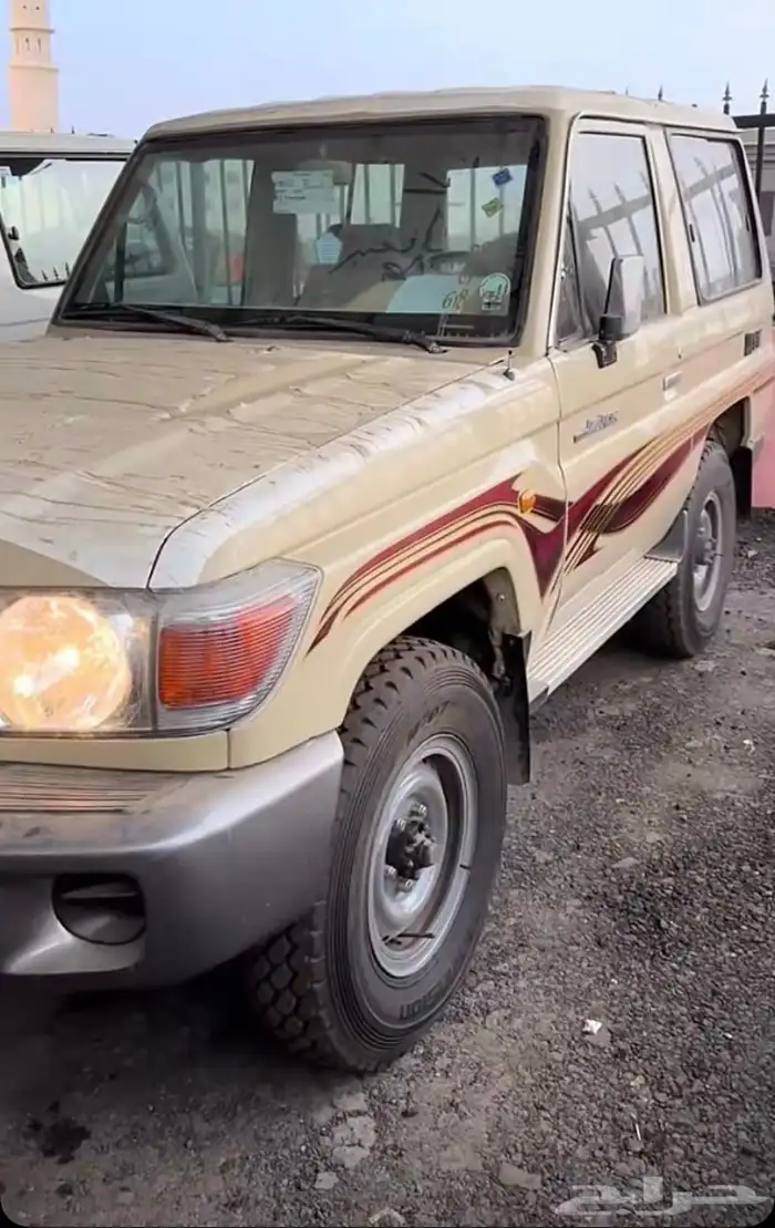 جيب ربع 2009 مرشوش كامل مقلوب جنب في طعوس الموتر ماءشاءالله 0