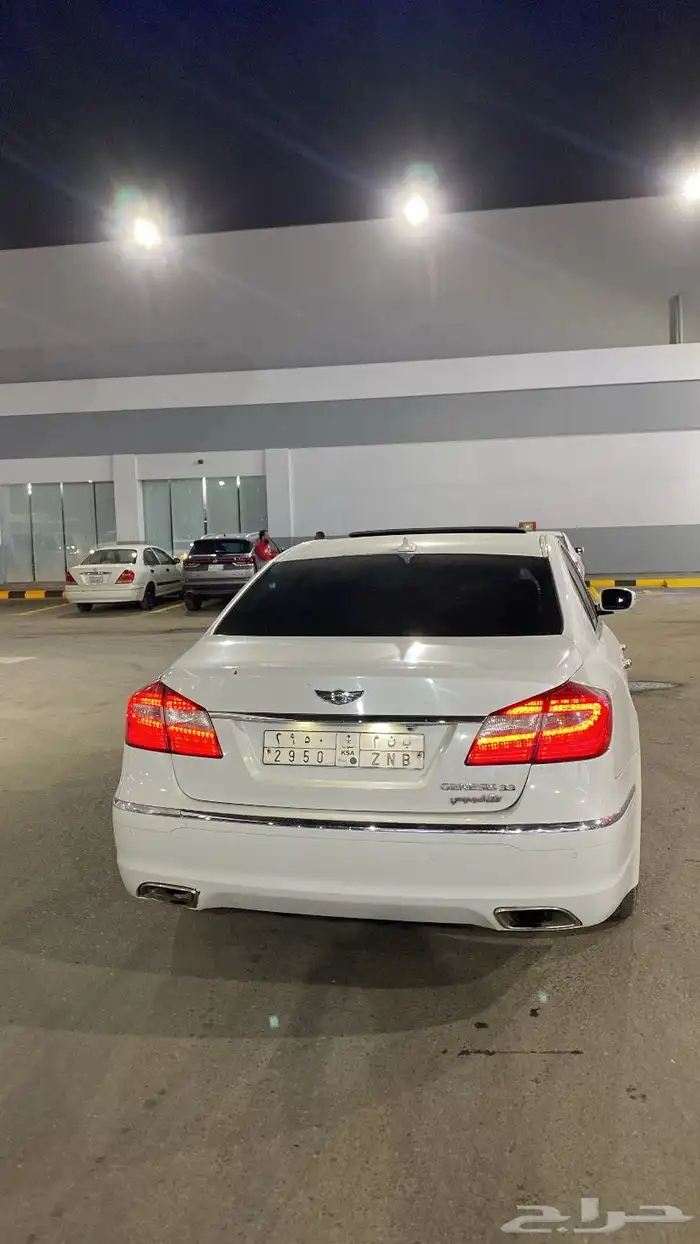 جينسس 2013 للبيع 3