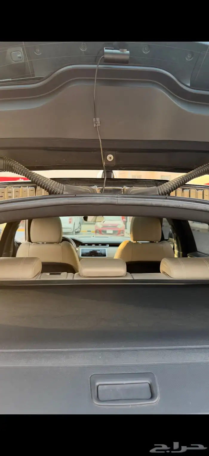 لاند روفر فيلار 12