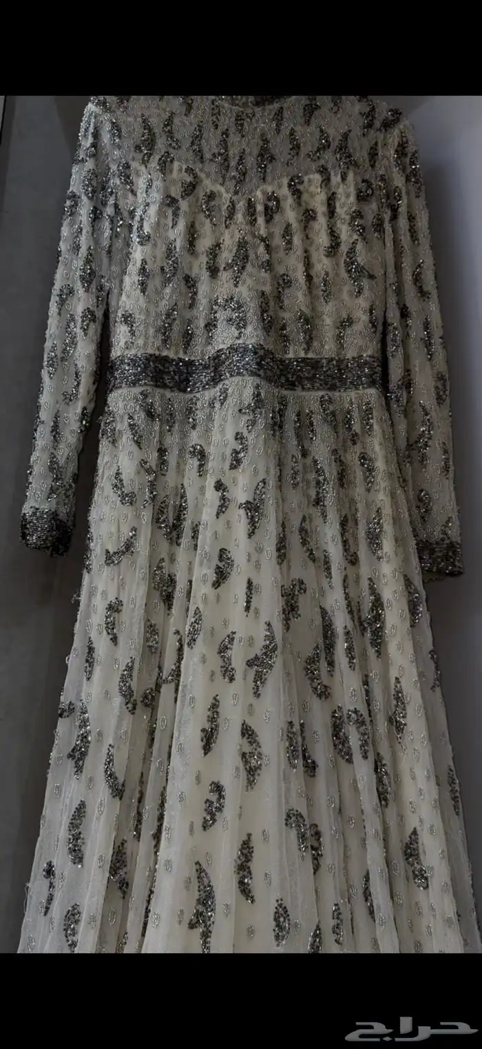 فستان من محل لاروزا المساعدية للبيع 1