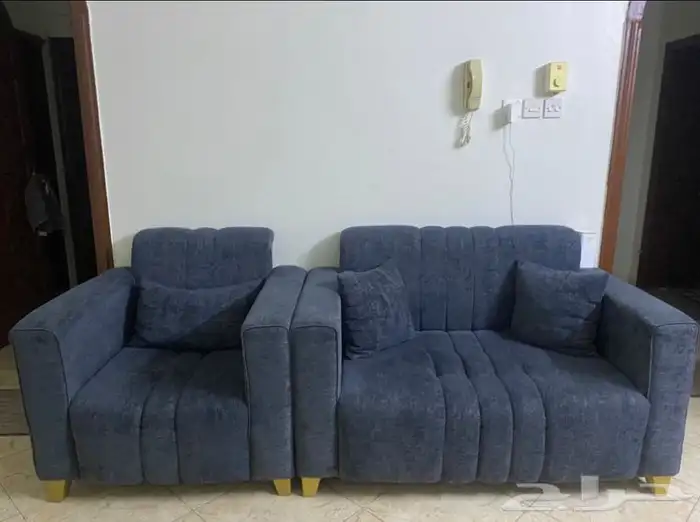 كنب مستخدم بحالة الحديد 0