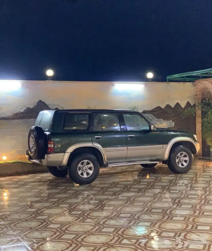 نيسان سفاري 1998 13