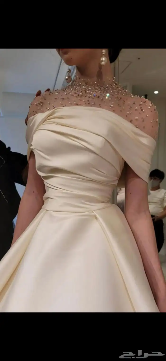 فستان للبيع 1