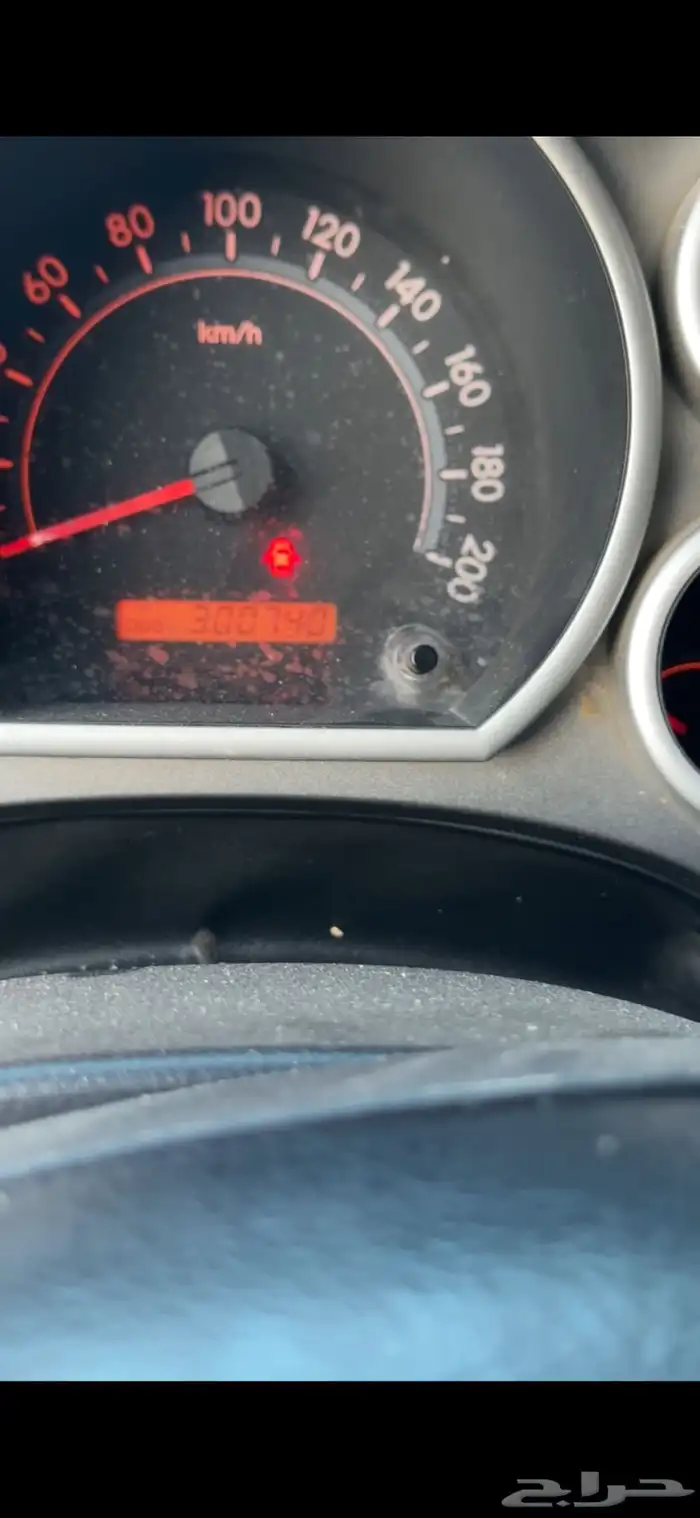 اسكويا 2016 الممشى 300740 المواصفات دبل ثلاجه مثبت سرعه 0