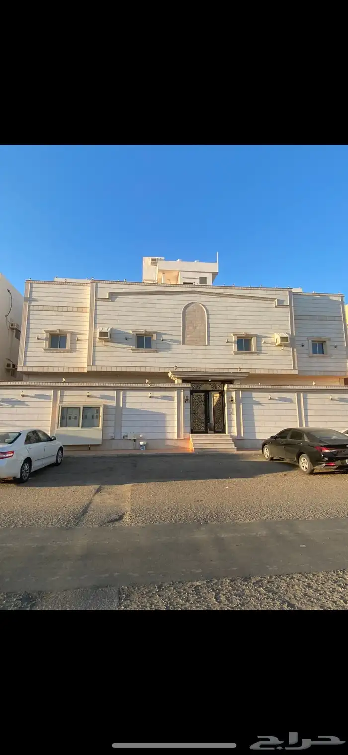 شقة مفروشة غرفتين وبوفيه وحمام وسط حي الحمدانية 0