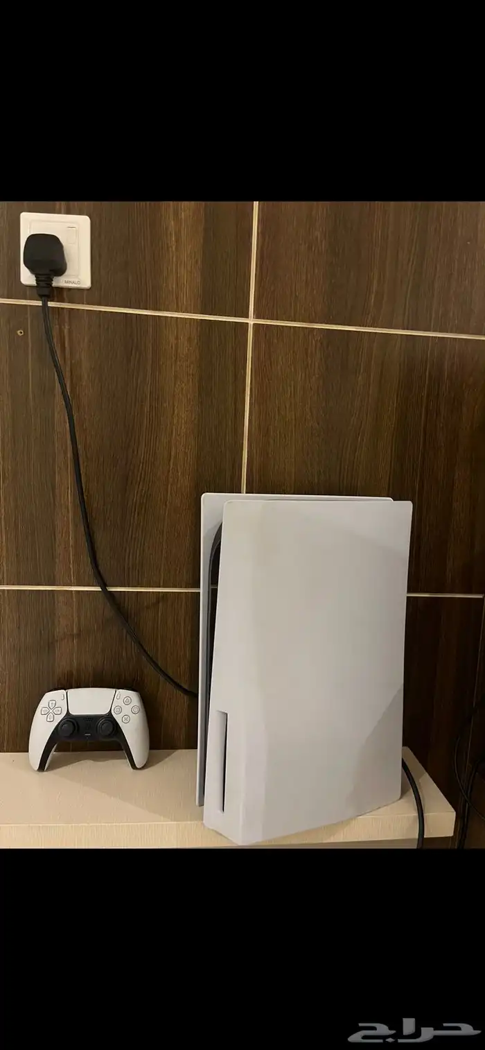 سوني 5 نظيف جدا وكاله بكامل اغراضه 1