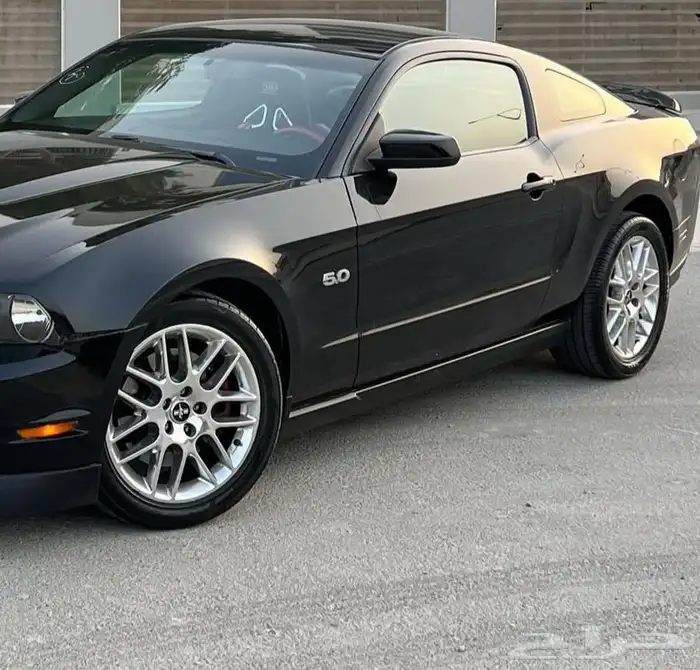 مطلوب جنوط موستنج 6 سلندر 0