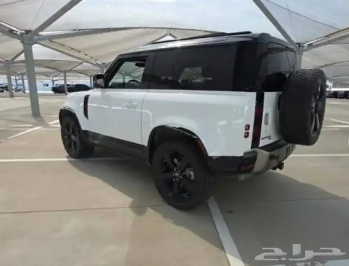 لاند روفر ديفيندر X مقاس 90 موديل 2021 بطاقة جمركية 2