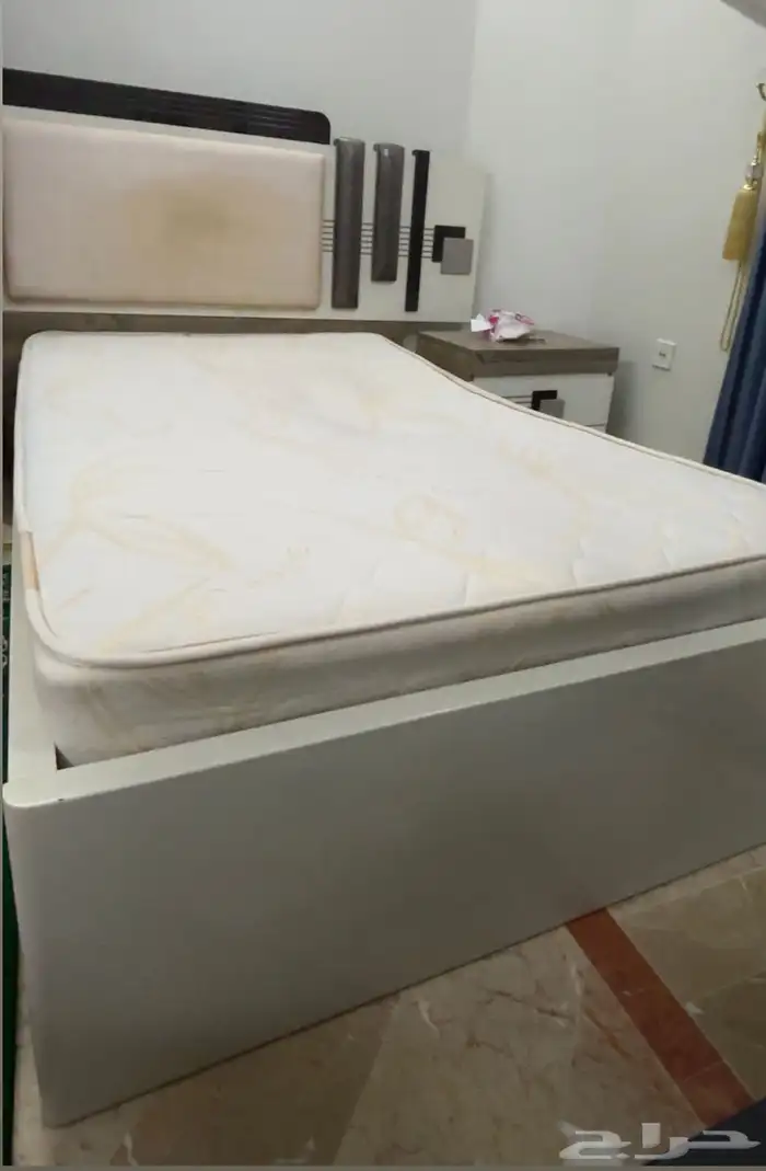 اثاث غرفة نوم للبيع 1
