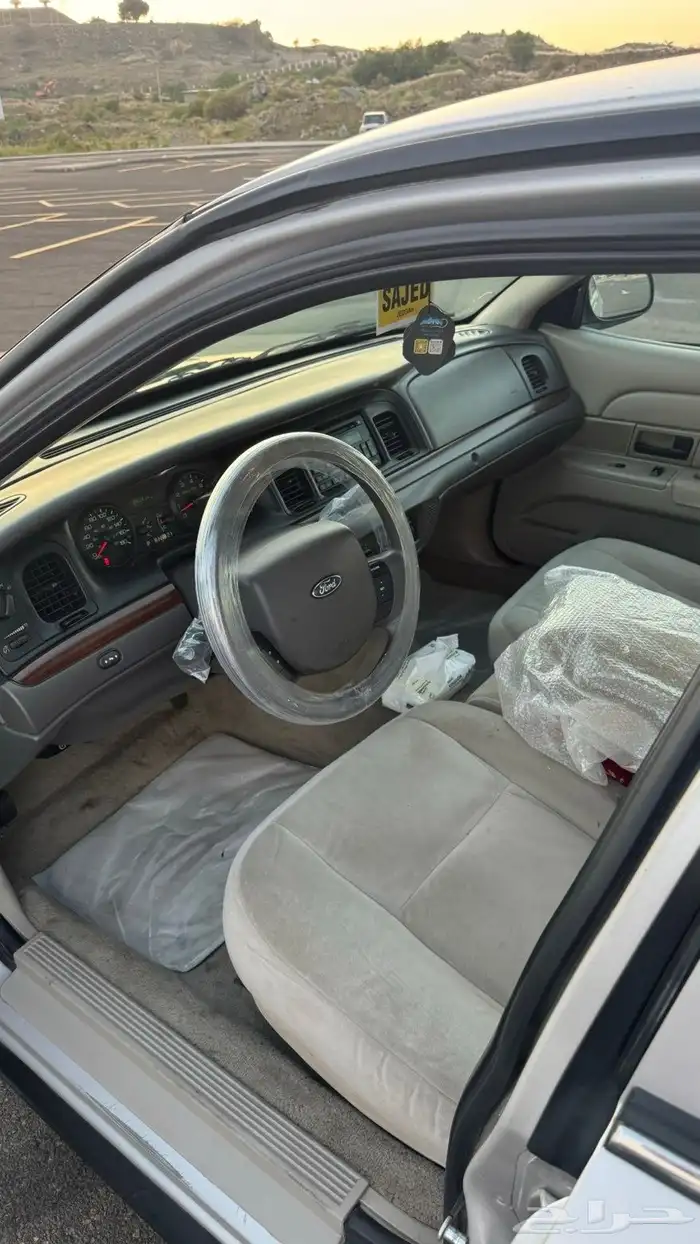 فورد كراون فكتوريا 2011 سعودي 5