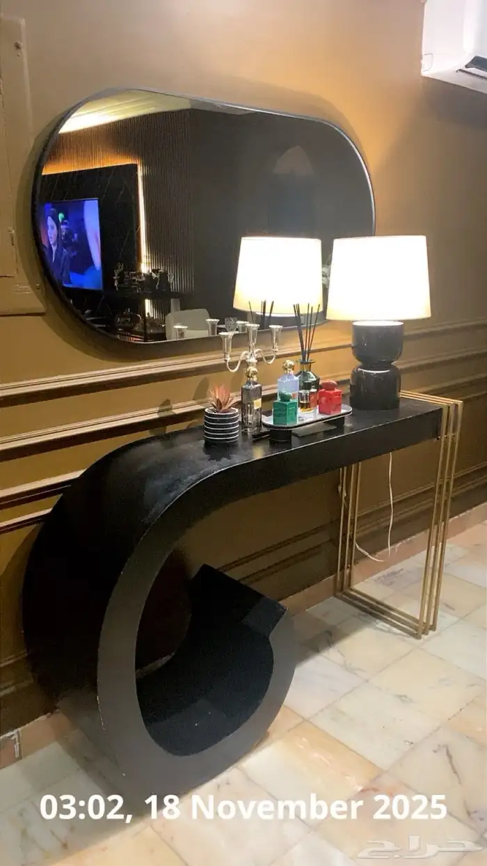 طاوله مدخل مع مرايا 1