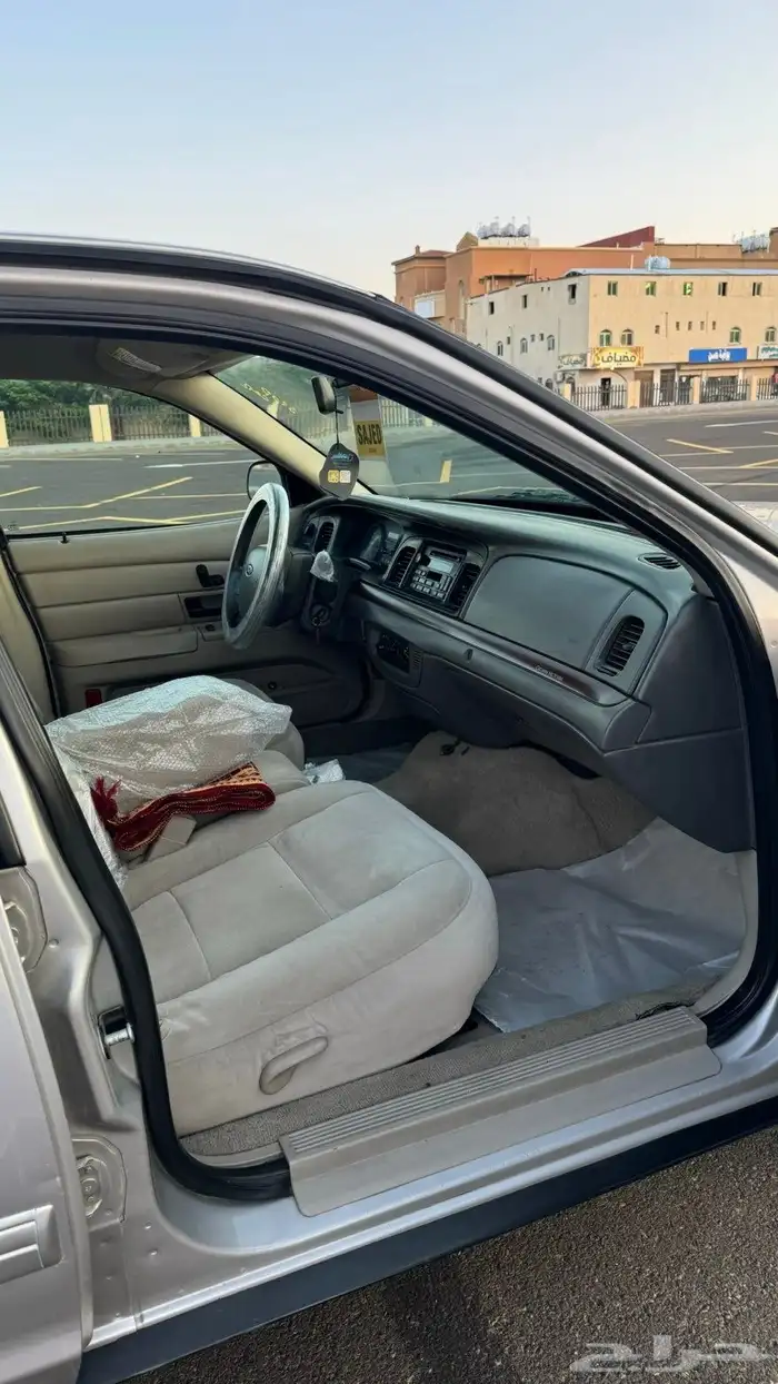 فورد كراون فكتوريا 2011 سعودي 9