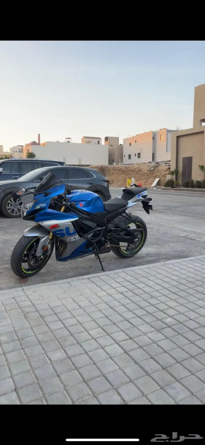 سزوكي ريس 750 0