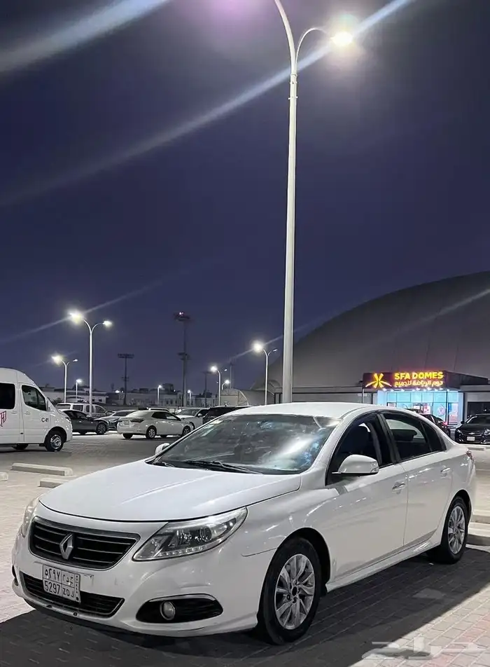 رينو سافران الموديل 2014 1