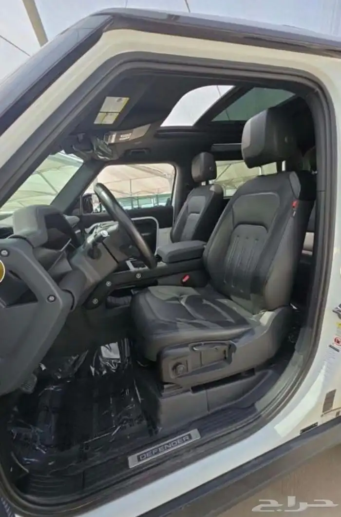 لاند روفر ديفيندر X مقاس 90 موديل 2021 بطاقة جمركية 9