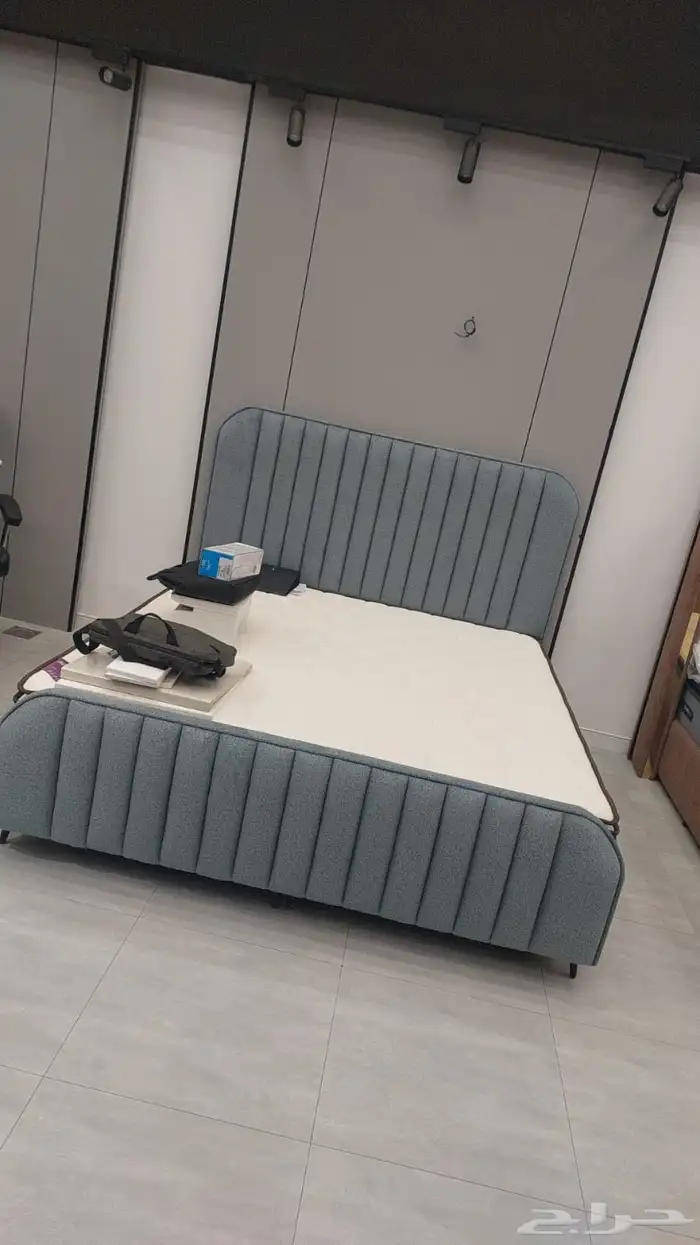 اثاث ومفروشات بسعر الجمله 10