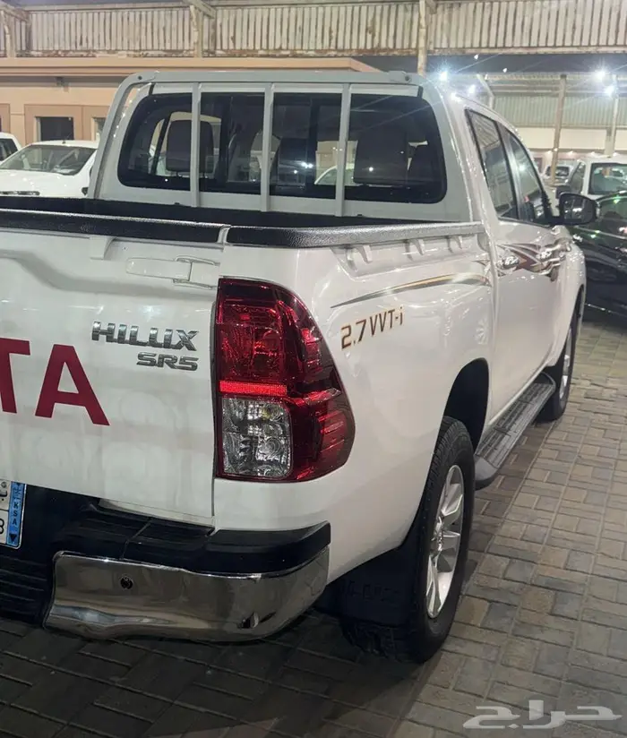 هايلوكس تويوتا 2016 دبل بنزين ماشيه 159 الف قير عادي 2