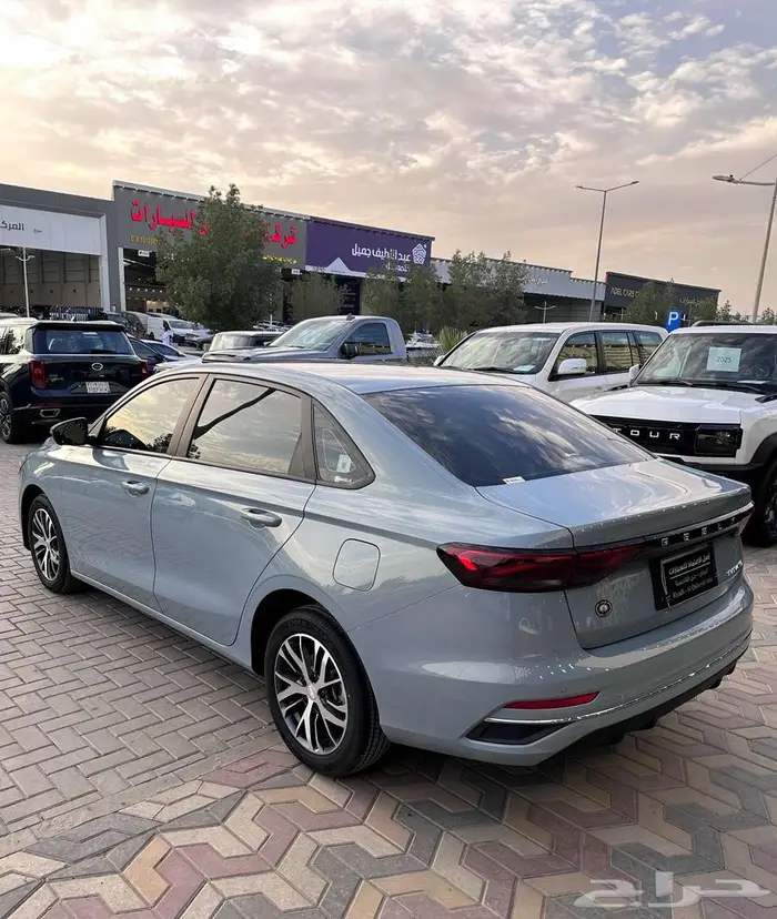 جيلي ام جراند 2025 29