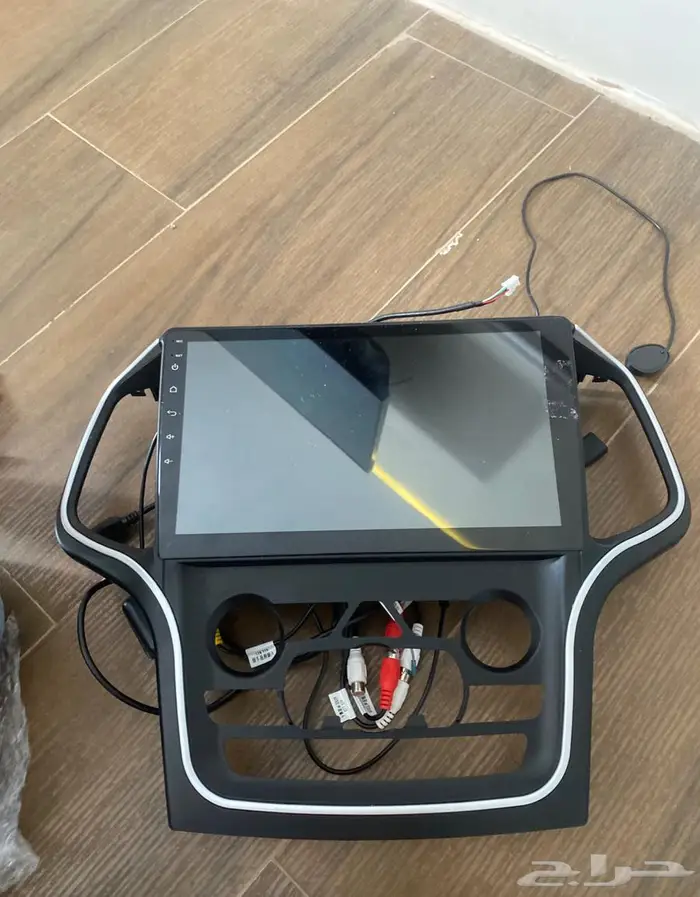 شاشة   jeep grand cherokee 1