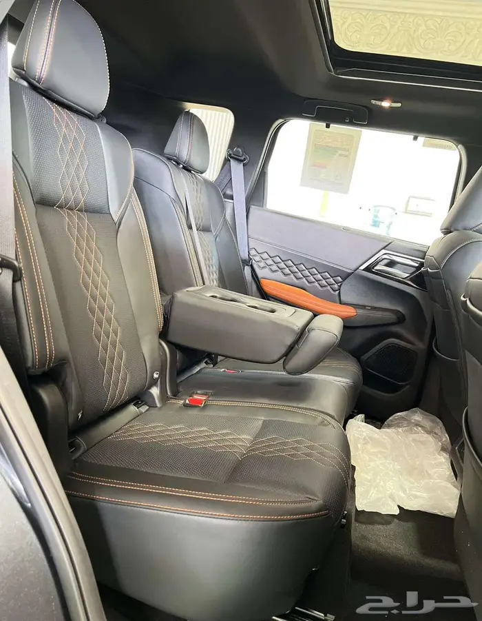 ميتسوبيشي اوتلاندر نص فل وفل كامل7 راكب 2025 19