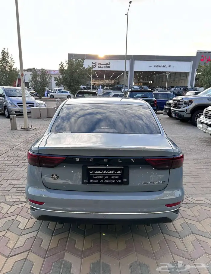 جيلي ام جراند 2025 30