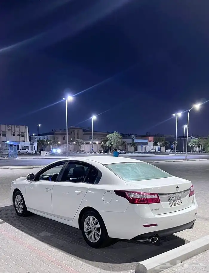 رينو سافران الموديل 2014 9