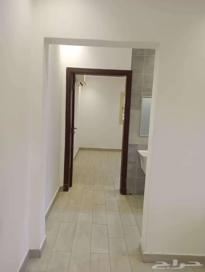 شقه للايجار جده 1700 4