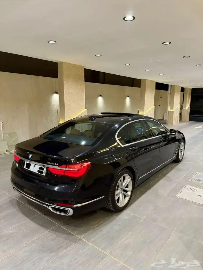 بي ام دبليو 740li 2018 فل كامل 4
