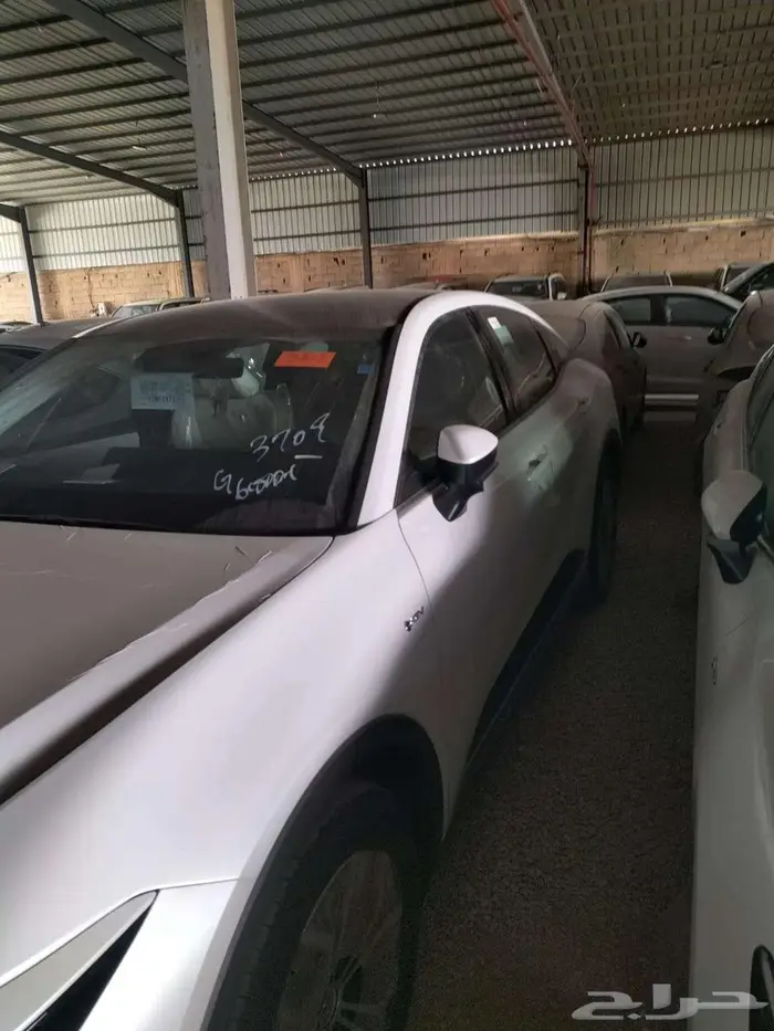 كراون 2026 سعودي لون ابيض عرض خاص 3