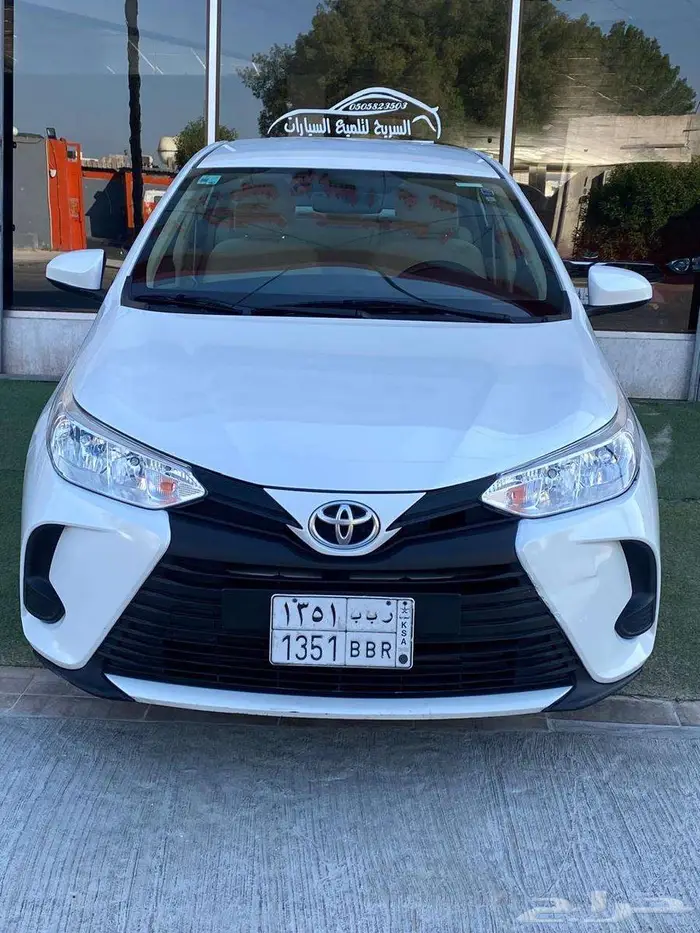 تويوتا يارس 2022 Y وارد عبداللطيف استخدام شخصي للبيع 0