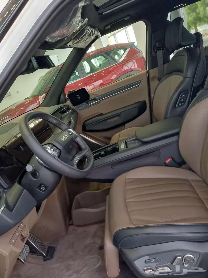 كيا EV9 الكهربائية 2025 فل 4