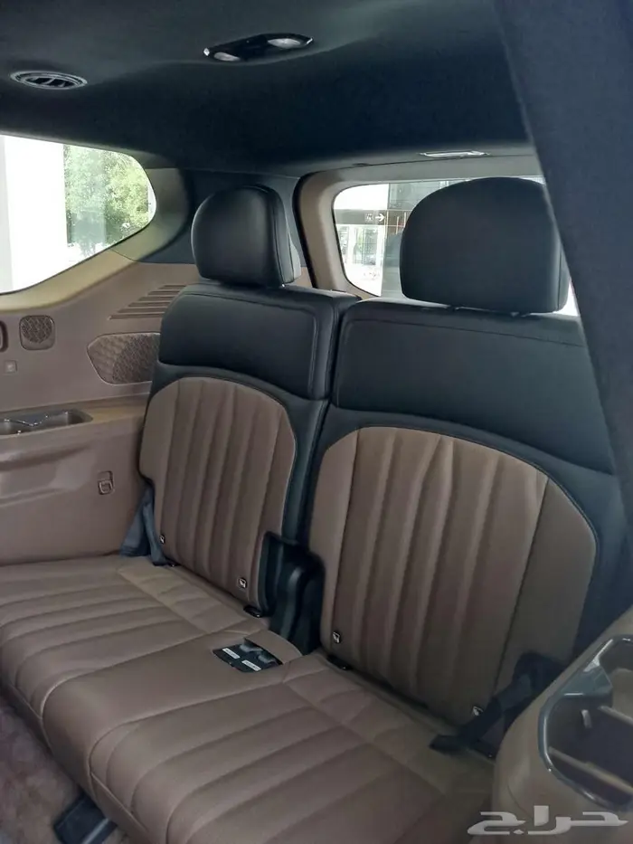 كيا EV9 الكهربائية 2025 فل 8