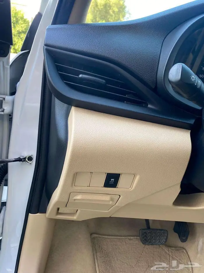 تويوتا يارس 2022 Y وارد عبداللطيف استخدام شخصي للبيع 19