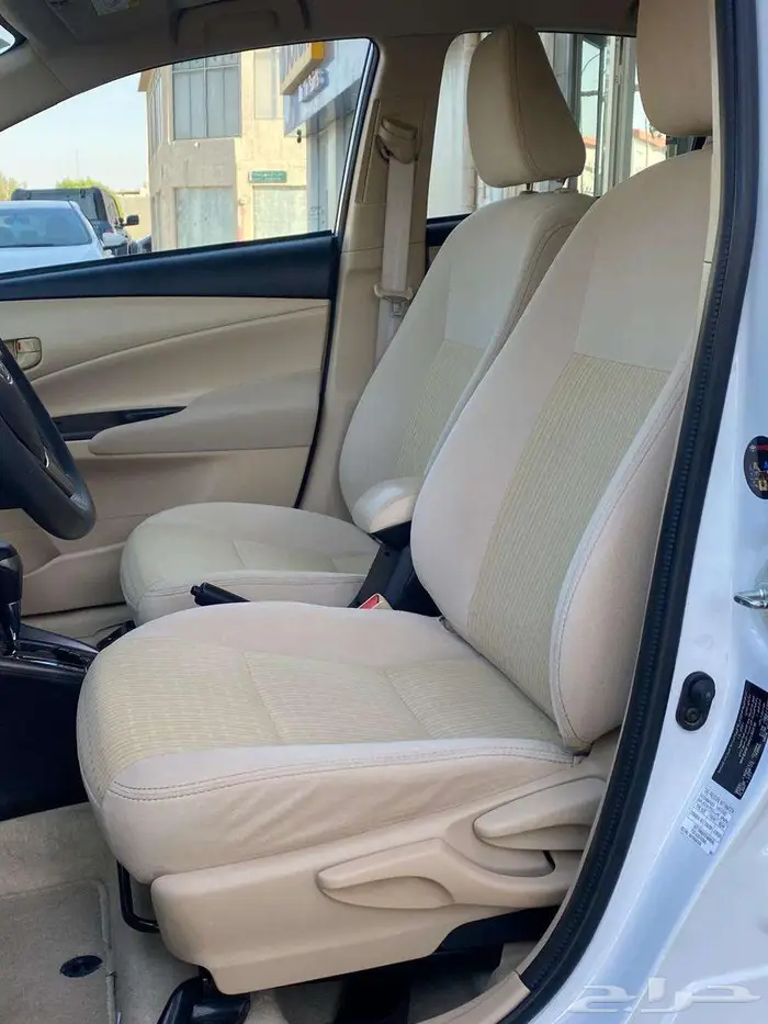 تويوتا يارس 2022 Y وارد عبداللطيف استخدام شخصي للبيع 29